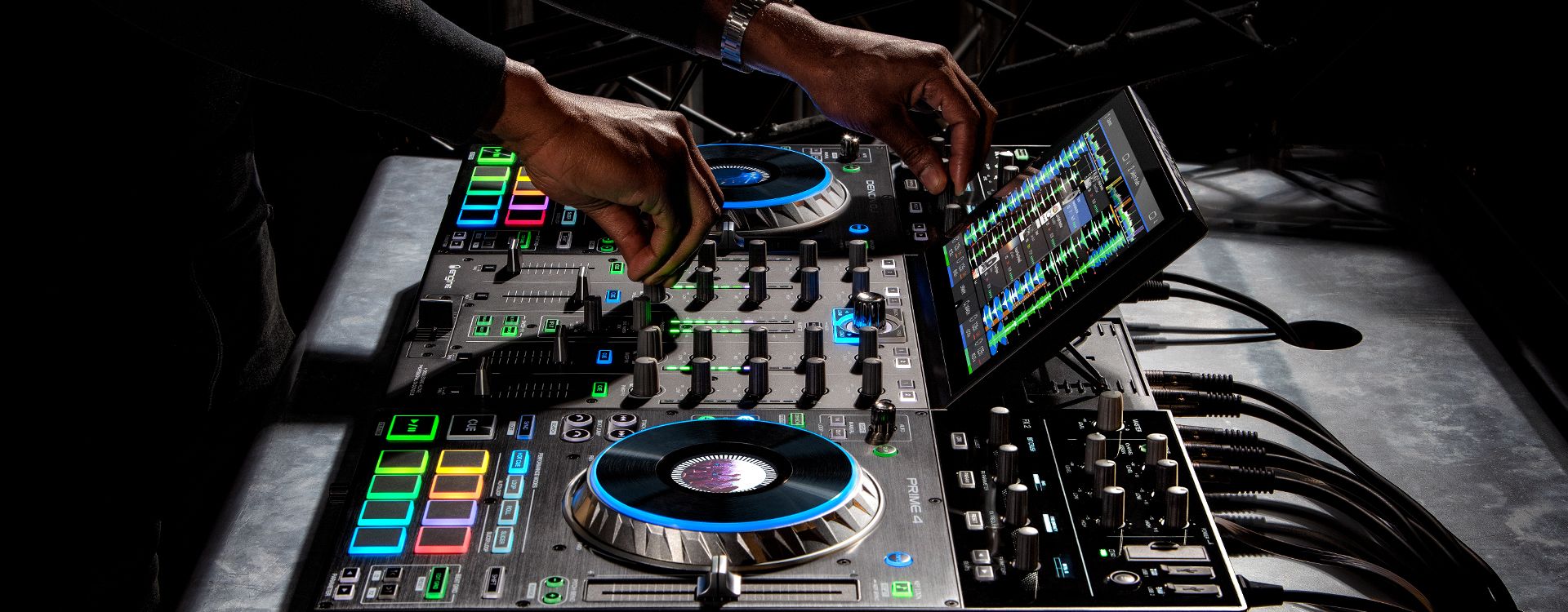 PRIME 4 | Standalone DJ System | Smart Console | Denon DJ